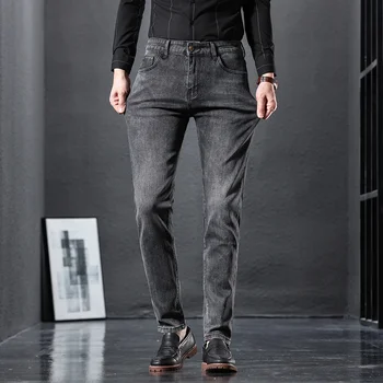 2023 Легкие джинсы люксового бренда Мужские 2024 Новые брюки со средней талией Серые черные тонкие прямые эластичные повседневные брюки для мужчин