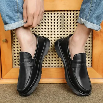 Осенняя мужская обувь Спортивная повседневная деловая кожаная обувь Мужская ретро коричневая обувь для мальчиков с мягким низом и низким верхом Martin Модная обувь